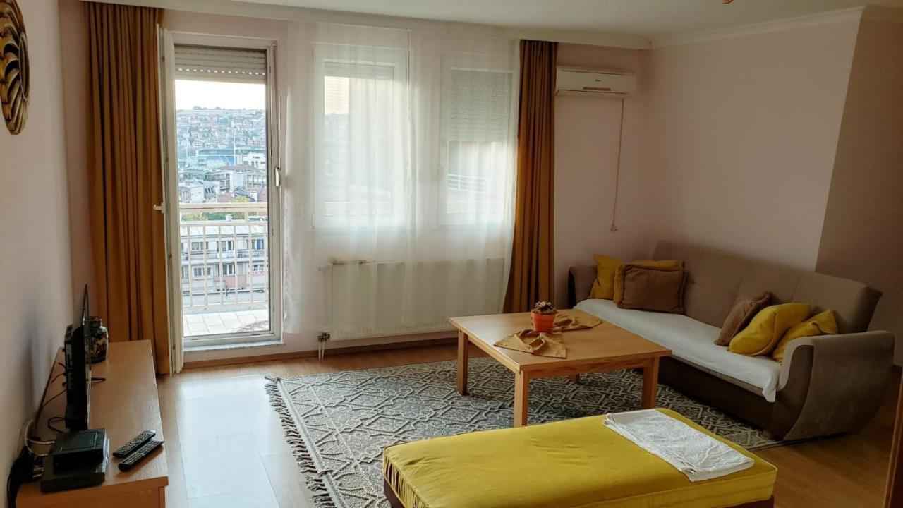Gorgeous Apartment With City View In The City Center Πρίστινα Εξωτερικό φωτογραφία