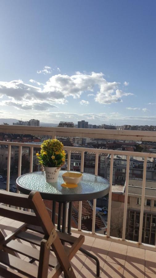 Gorgeous Apartment With City View In The City Center Πρίστινα Εξωτερικό φωτογραφία
